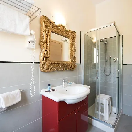 Monica 3* 트라글리아타