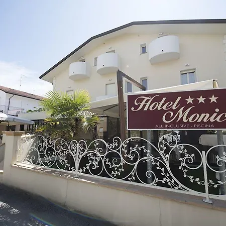 Monica 호텔